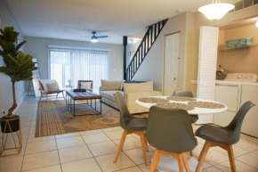 USF & Busch Gardens Townhome Stay